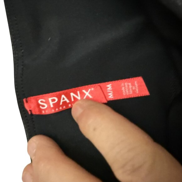 Spanx Women's High Waist Leggings Sz M Solid Stretch Pull On - Picture 3 of 7
